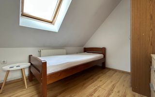 2 chirii disponibile la mansardă – zona Turnișor, Calea Turnișorului - Poză 3