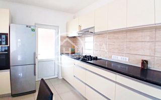 Casă de închiriat cu 4 camere în zona Oncea, Oradea - Poză 9