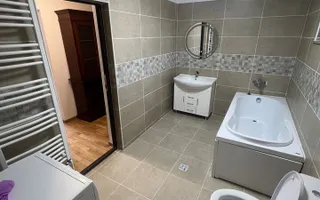 Casa de vanzare in Cristesti la strada principala, renovata complet !! - Poză 11