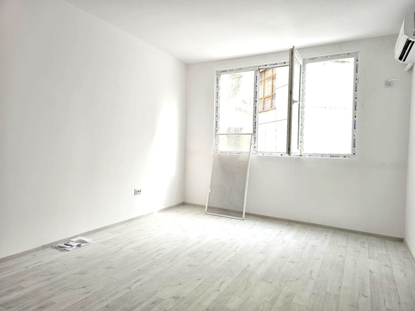 Garsoniera Tiglina 1, A-uri, etaj 1 - mobilata si utilata - Poză 2