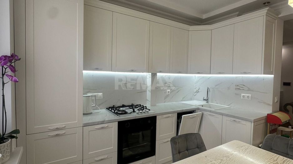 Apartament cu 3 camere Buiucani- Flacăra - Poză 5
