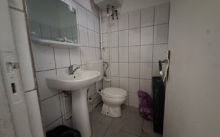 Spatiu comercial, 21 mp, Piata Cug, liber, pretabil orice afacere - Poză 7