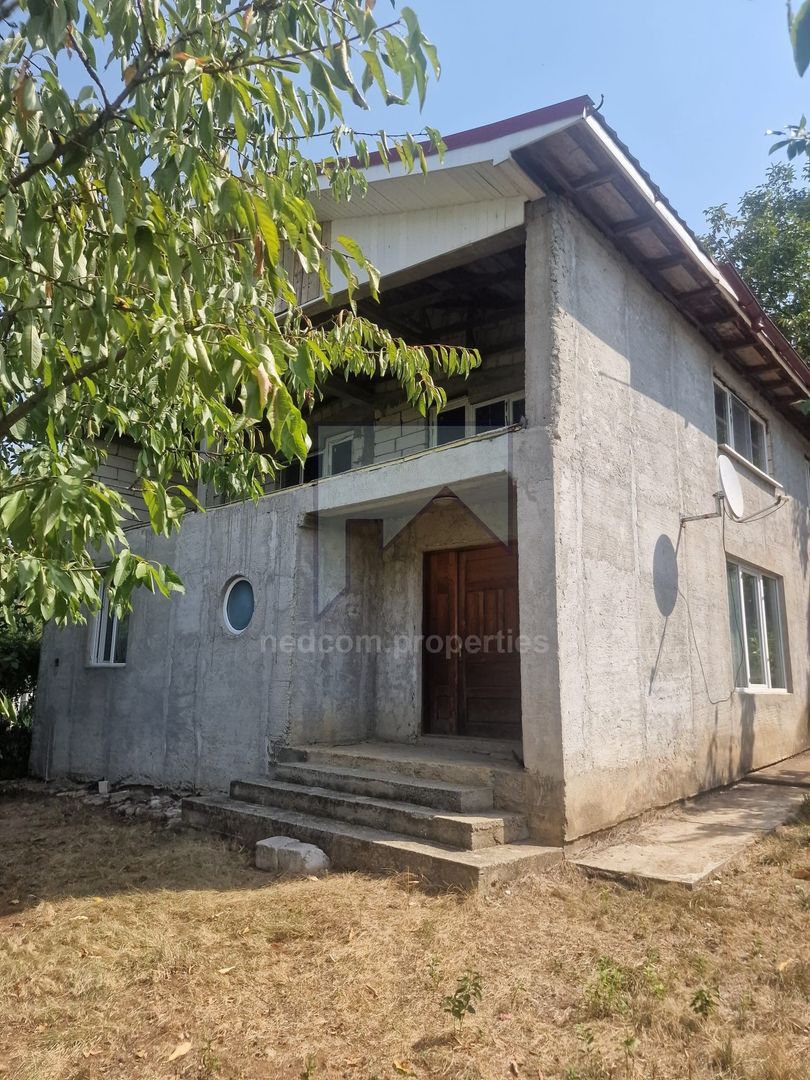 Vanzare Vila S+P+1E+Pod - Adunatii Copaceni - Poză 2