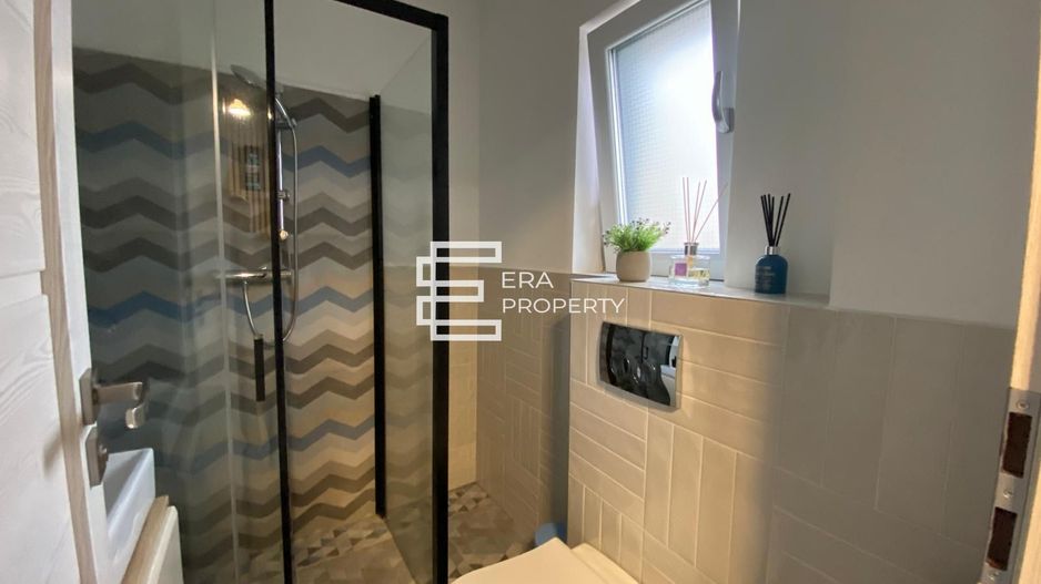 Casa tip duplex , pivnita, carport in Selimbar zona Brana - Poză 13