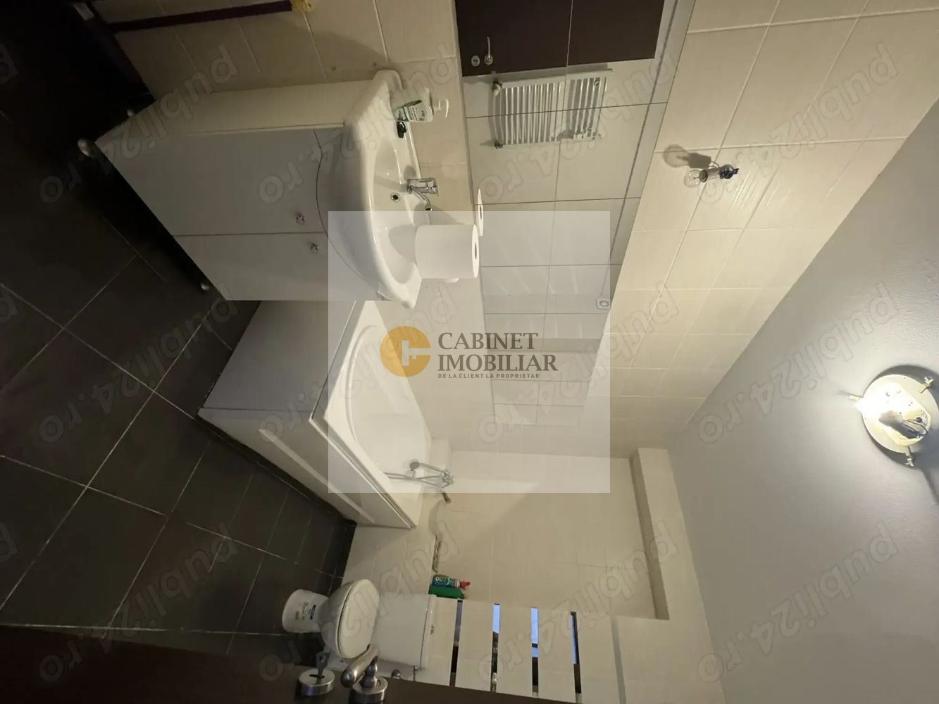 2 camere | Decomandat | 69 mp2 | Etaj 1/3 | 2 Balcoane & loc parcare | - Poză 5