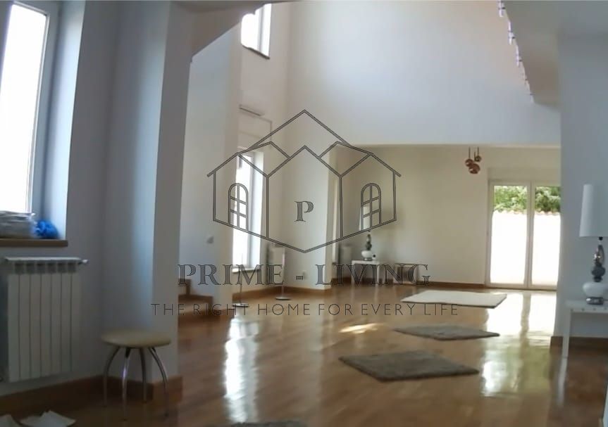 VILA SPATIOASA CU 6 CAMERE LA INCHIRIERE LANGA BRITISH SCHOOL - Poză 1