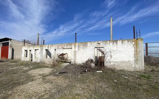 Teren generos cu hale si utilități - Ideal pentru afacerea ta! 2051 mp - Poză 4