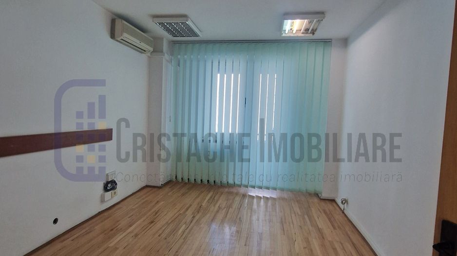 Birou 3 camere, decomandat, nemobilat, Națiunile Unite - Poză 2