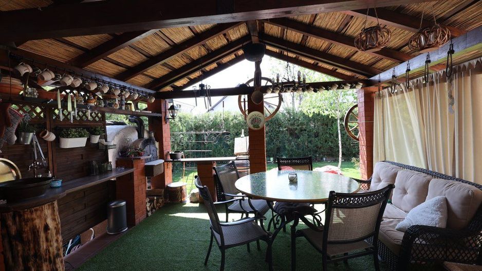 Casa 4 camere, de vanzare 138 mp utili - Poză 10