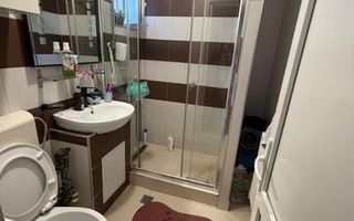 Apartament 2 camere renovat de vanzare Et. 10/10 zona Craiovita Noua - Poză 5