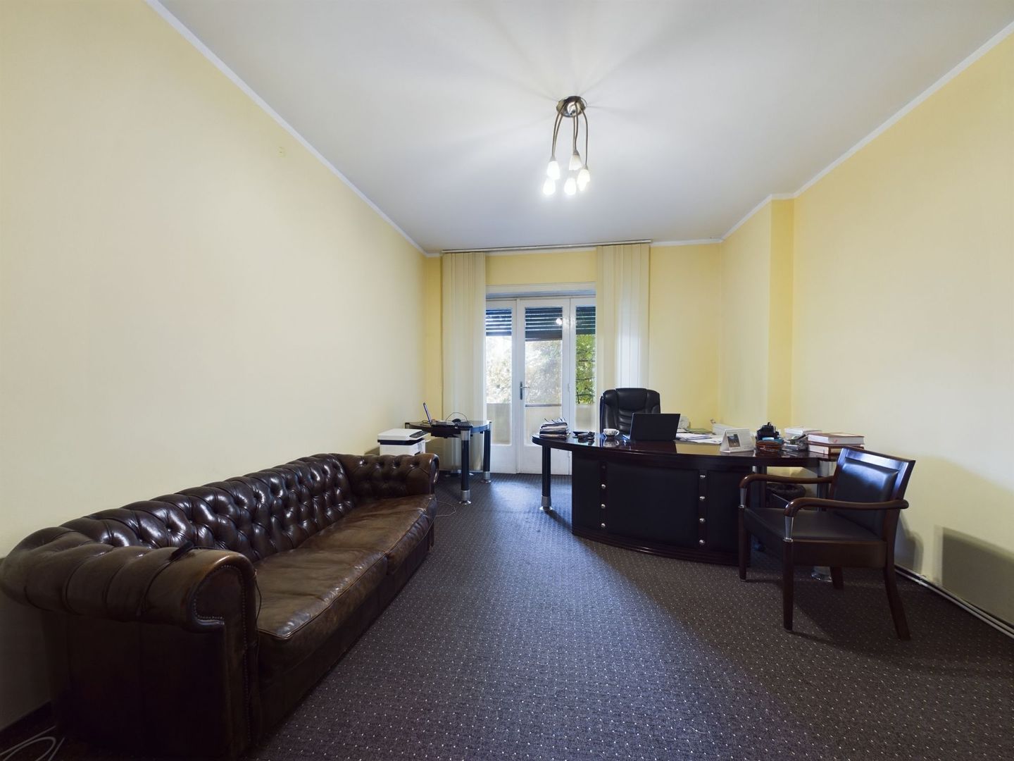 Apartament cu 4 camere, lângă Tribunalul Arad - Poză 5