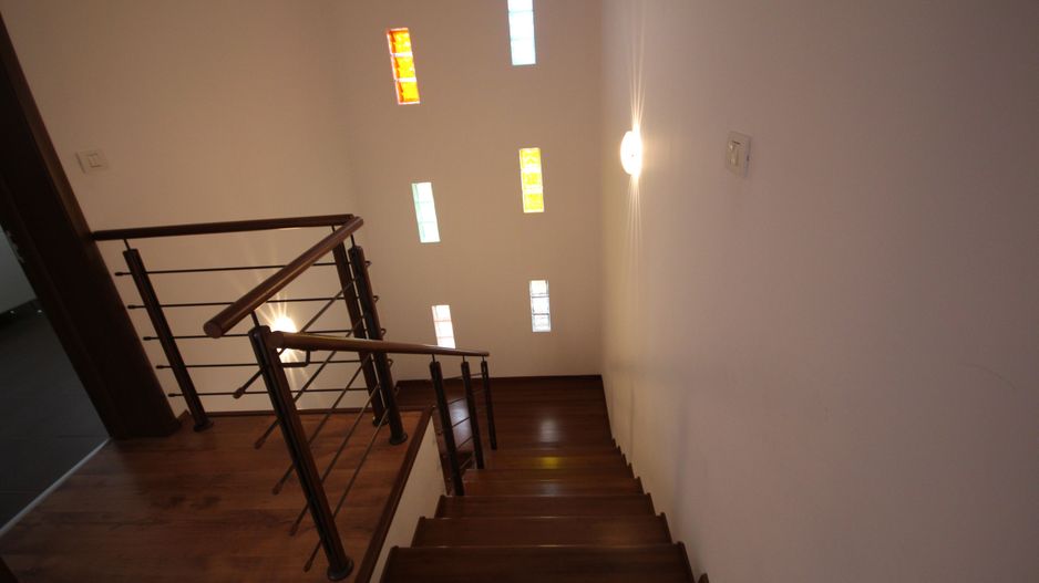 Vila spatioasa  nemobilata zona Elisabetin - Poză 28