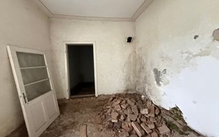 Casă de vânzare | Rădăuți | Ultracentral | Teren 705 mp - Poză 5