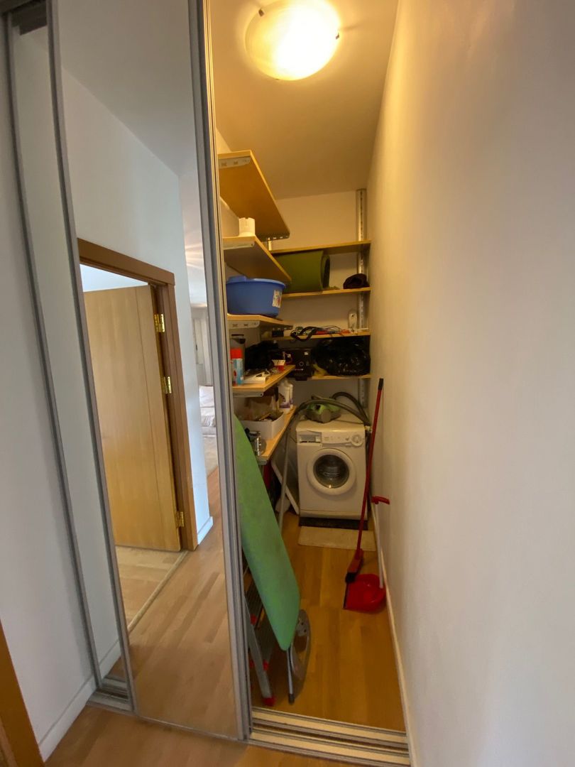 Spatios si modern cu garaj subteran - Poză 16