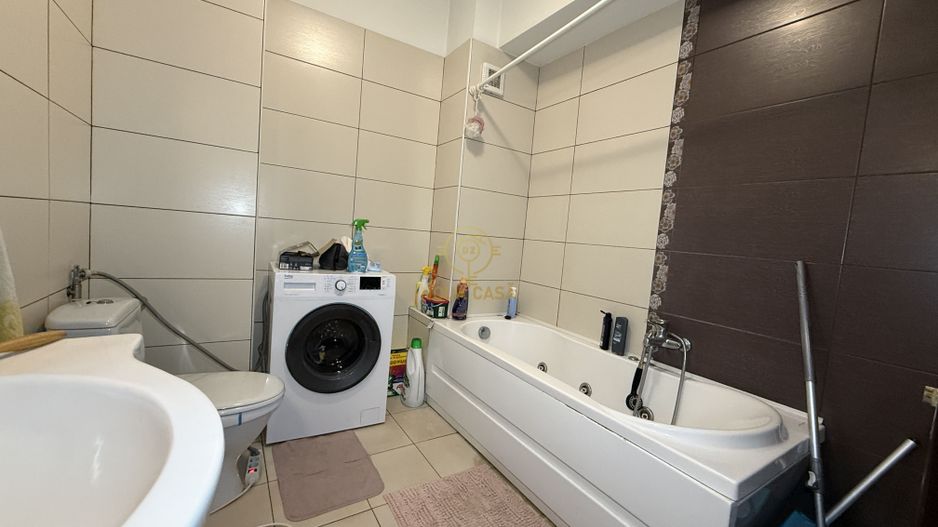 De vanzare Apartament 3 Camere 99MP Mobilat/Utilat - Poză 10