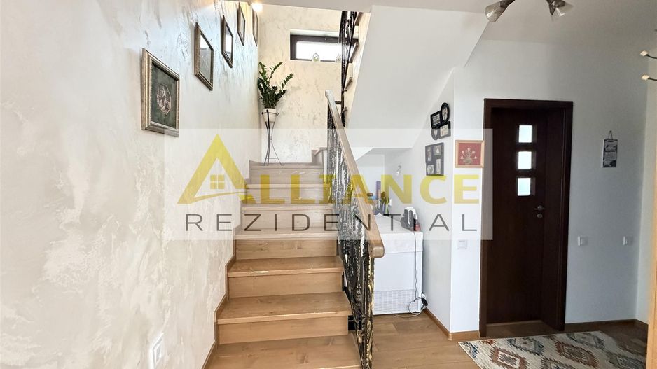 Vila individuala || mobilata complet || aces facil STB - Poză 10