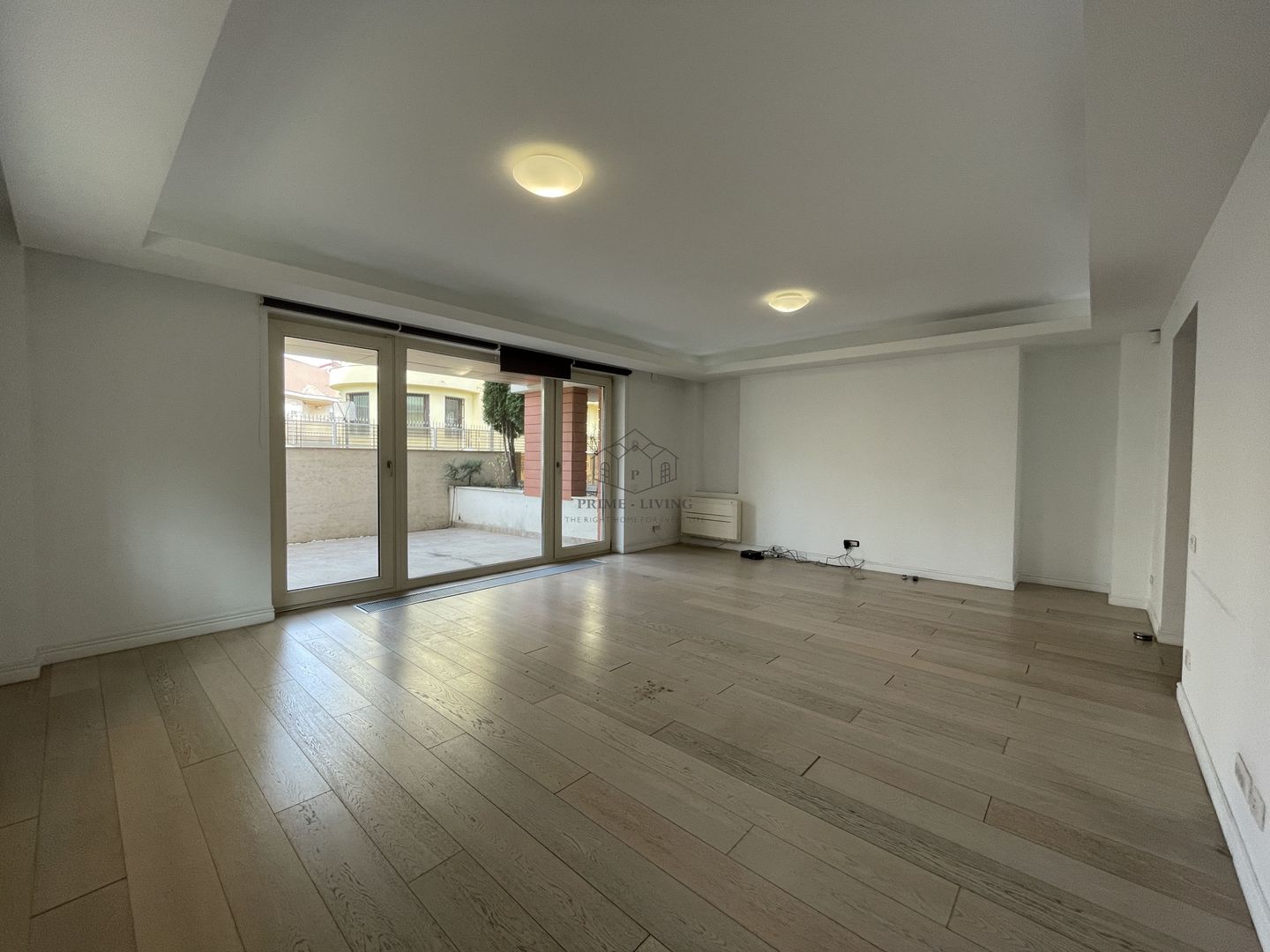 APARTAMENT CU 3CAMERE SI TERASA DE 150 MP LANGA PARC HERASTRAU - Poză 1