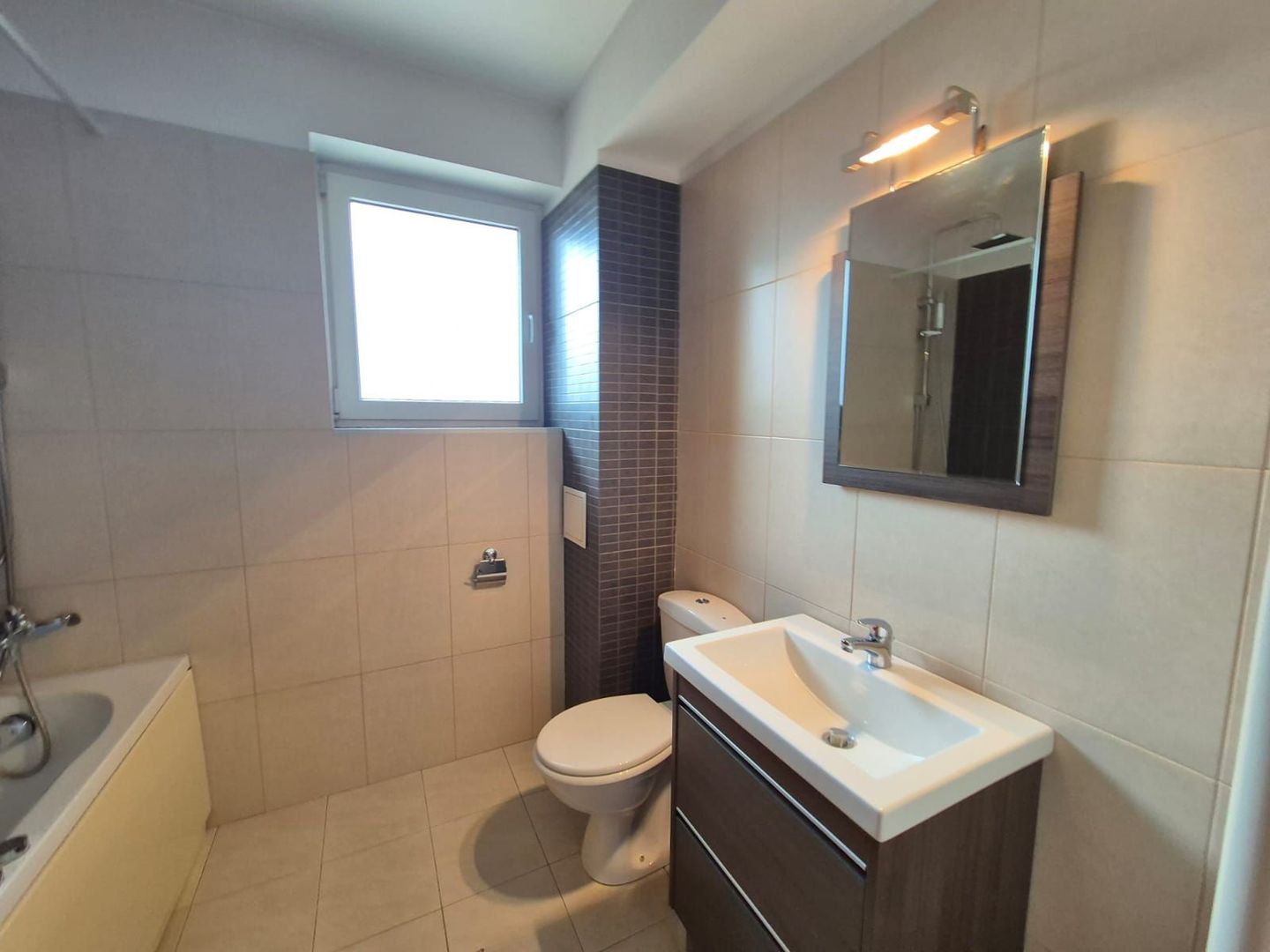 Inchiriere vila 5 dormitoare S+P+E+M | 300 mp utili Erou Iancu Nicolae - Poză 21