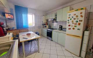 Apartament 2 camere, mobilat, utilat, Cetate - Poză 5