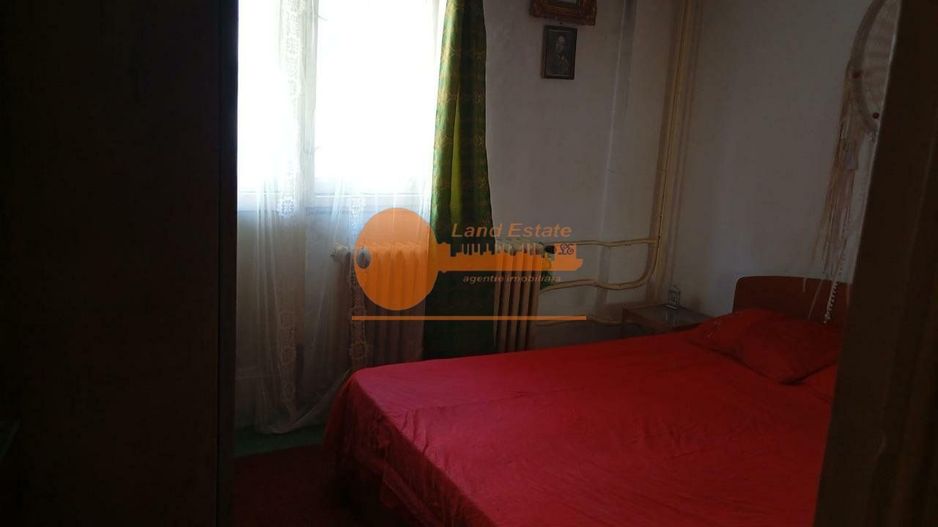 Apartament 3 camere Rahova - Poză 1