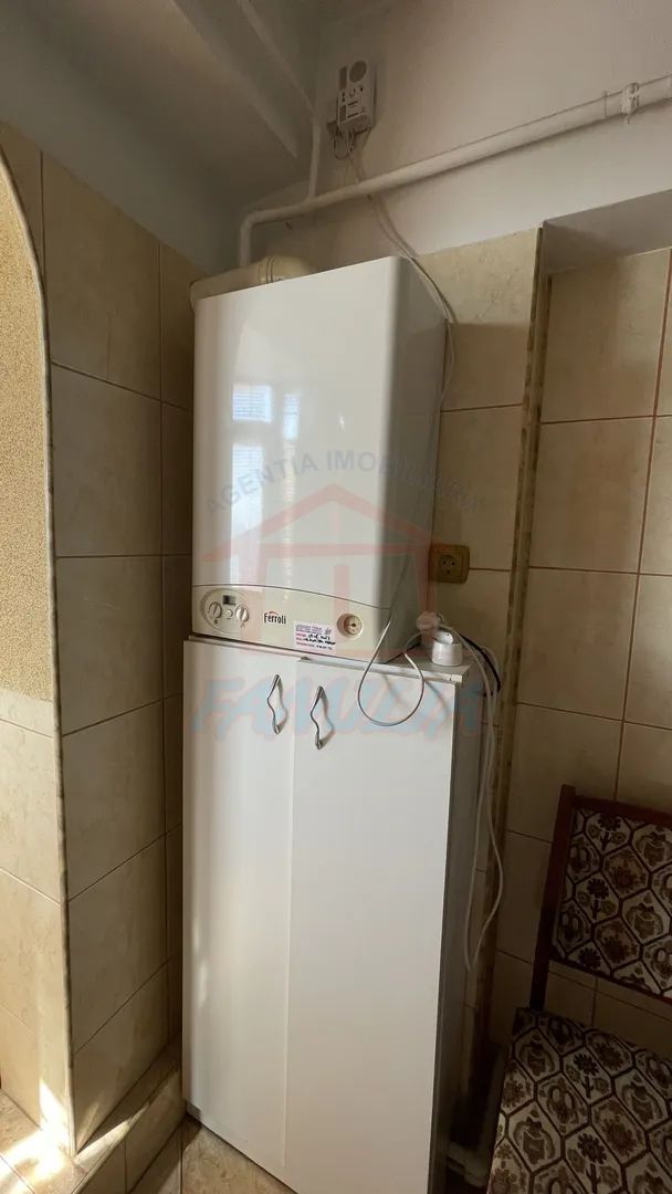 Apartament spațios cu 3 camere, 3 ICFrimu, 80mp, nu este masnsarda - Poză 11