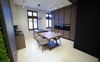 Apartament 3 camere de lux  Centru Istoric, 130mp, 2000Euro - Poză 3