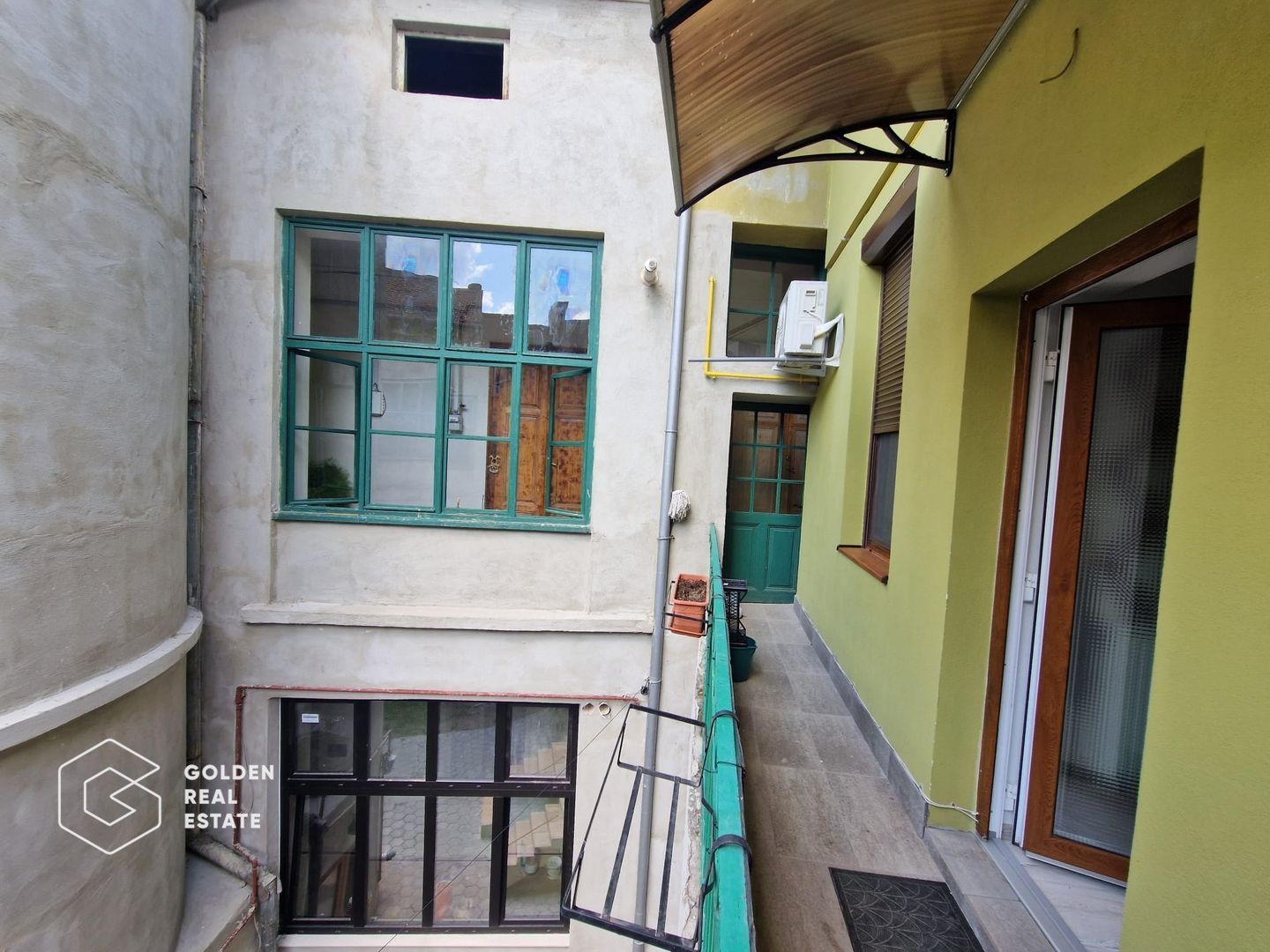 Apartament o cameră, tot confortul, zonă centrală - Poză 9