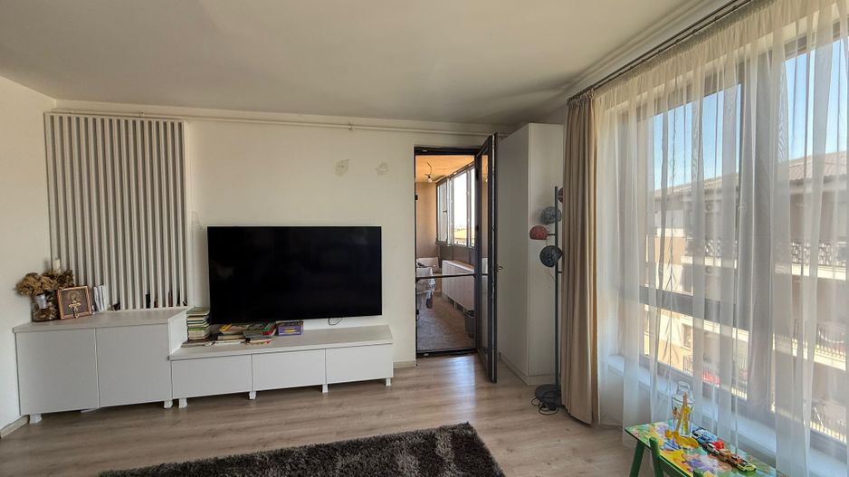 Giroc-Eso | 2 Camere | Lift | Loc de parcare | Mobilat si utilat - Poză 4