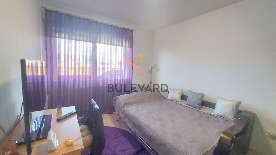 Apartament cu 3 camere,  zona Porii! - Poză 4