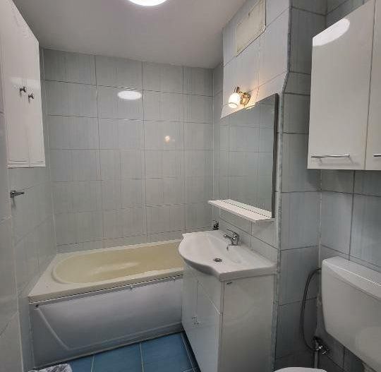 Apartament 2 Camere Renovat 2024 - Poză 6