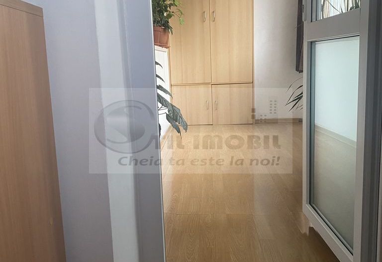 Apartament decomandat, 2 camere, etaj 2/10 - Frumoasa ! - Poză 6