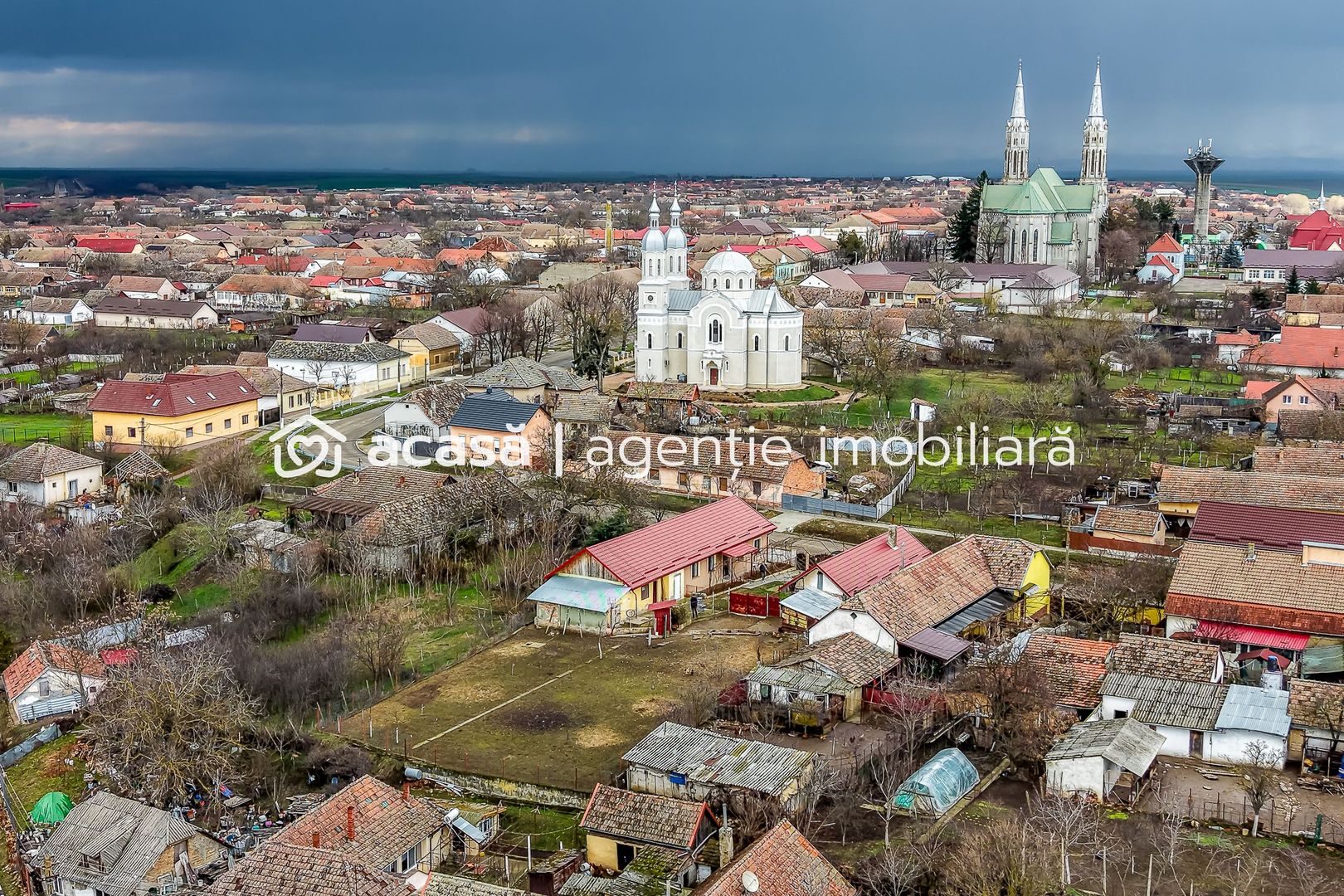 Casă în Vinga – restaurată Integral 2025 | 3 camere | teren generos - Poză 1