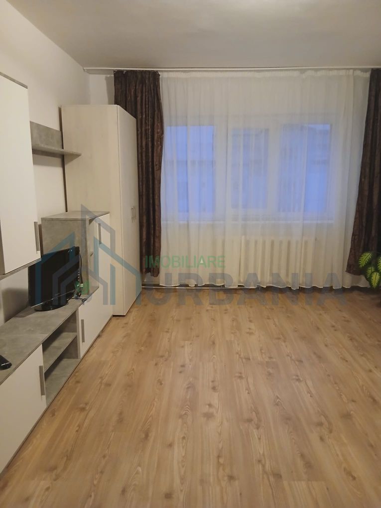 Inchiriez apartament 2 camete decomandat - Poză 3