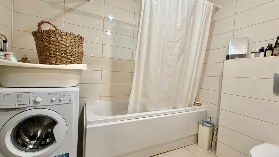 COSMOPOLIS - Apartament cu 2 camere tip studio, mobilat si utilat. - Poză 13