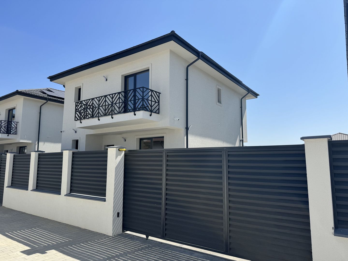 Vila ECO, Pompa caldura, Panouri solare, TOATE Utilitatile 0% comision - Poză 1