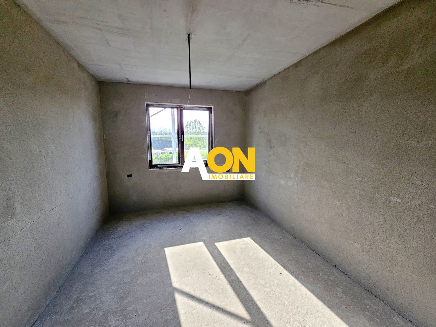 Casa la gri ( semifinisata ), 4 camere, 668 mp teren, com. Ciugud - Poză 11