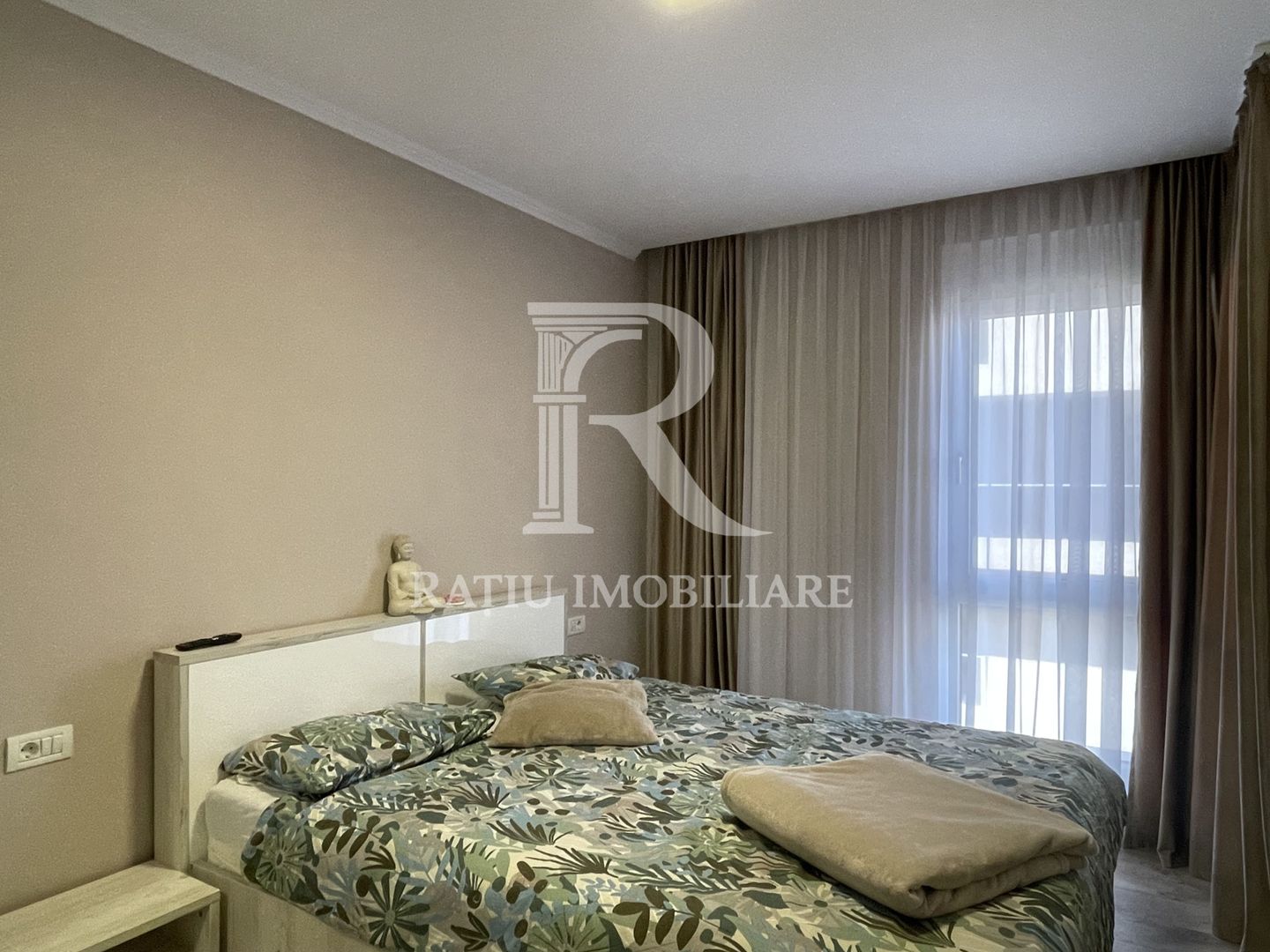 Apartament cu 3 camere | Parcare | Etaj 2 | West Residence | Oradea - Poză 5