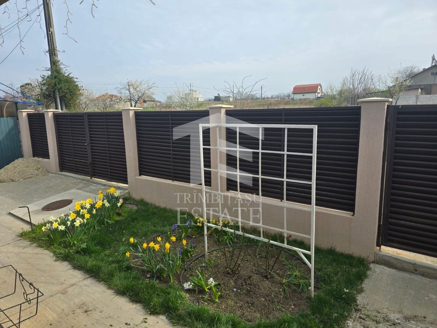 TUZLA - 3 camere | modern | lux | gata de mutat | complet mobilata - Poză 14