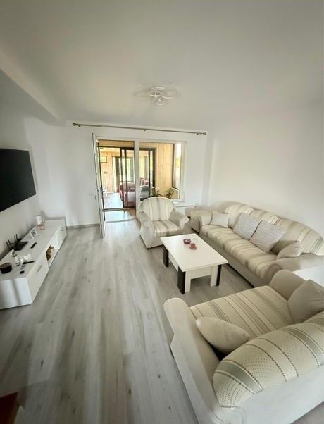 🏡 Casă Înșiruită Spațioasă cu 3 Dormitoare și Filigorie – 190.000 € - Poză 2