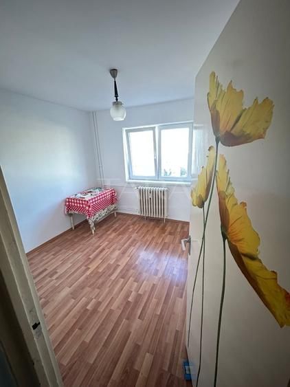 Apartament cu 2 camere decomandate, balcon, Mănăștur. - Poză 5