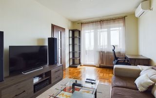 Apartament cu 2 camere renovat modern în Grădiște - Poză 1