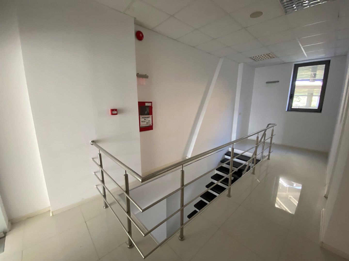 Spațiu de birouri de la 200 - 600mp - Poză 7