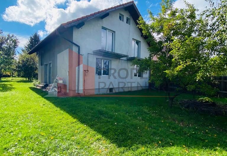 Casa Rasnov + teren 800 mp - Poză 1