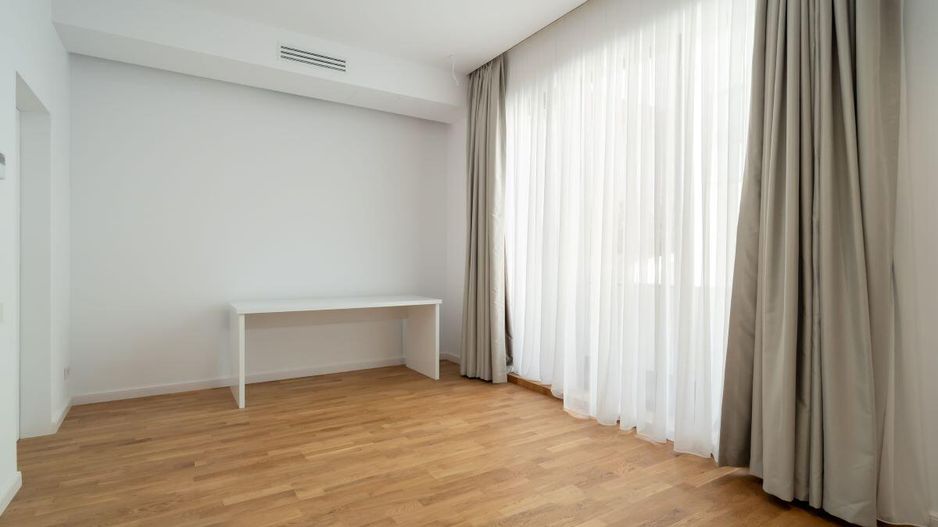 Iancu Nicolae - Vila high-end pe malul lacului, Gradina cu Ponton - Poză 53