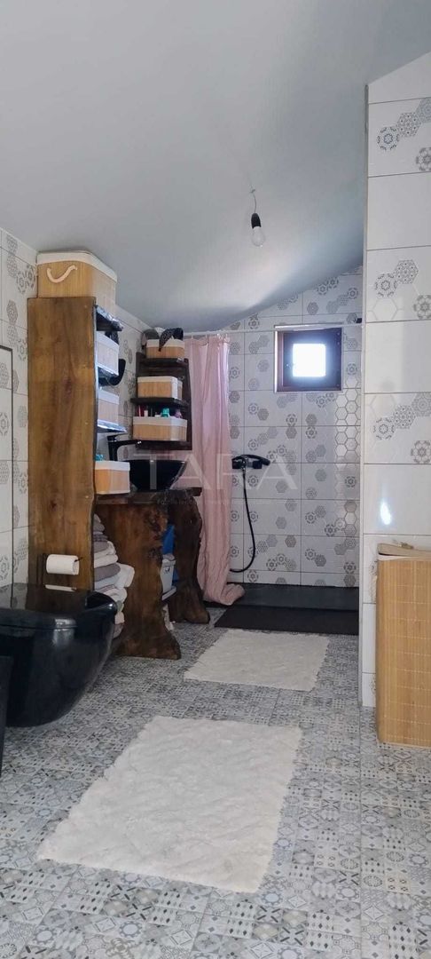 Apartament cu 4 camere in apropiere de aeroport - Poză 6