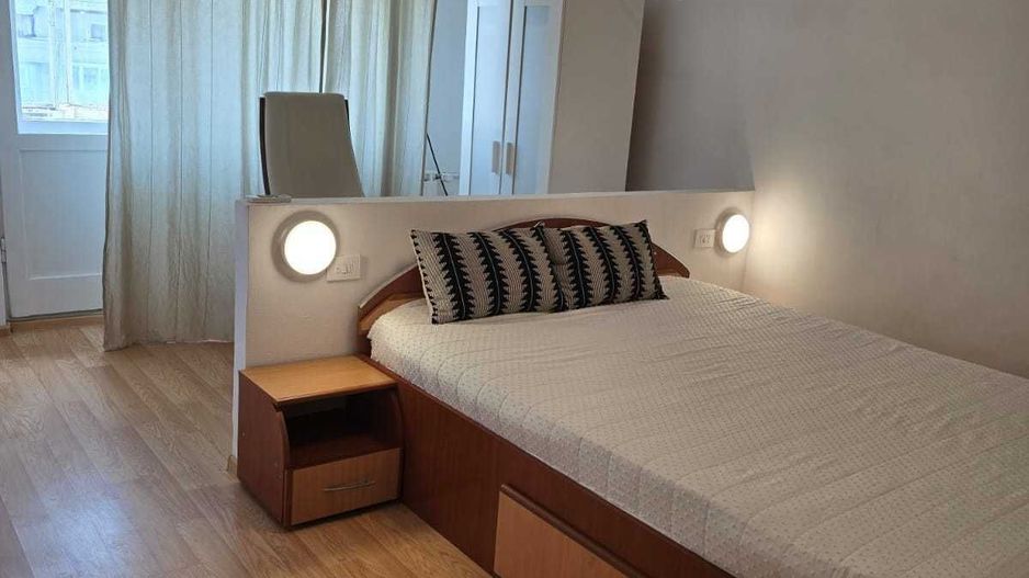 Vanzare Apartament 2 Camere Bd. Decebal - Între Piața Alba Iulia Și Metrou Munci - Poză 2