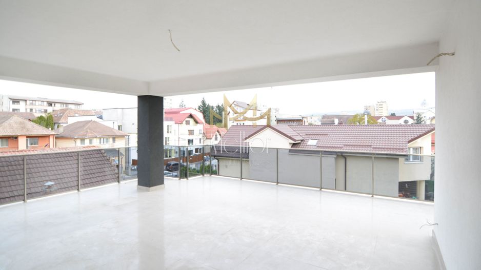 Vilă modernă premium în Gheorgheni, 2 nivele, finisaje de lux - Poză 16