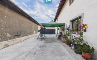 Casă P+E cu două apartamente, zona Drăgășani - Poză 16