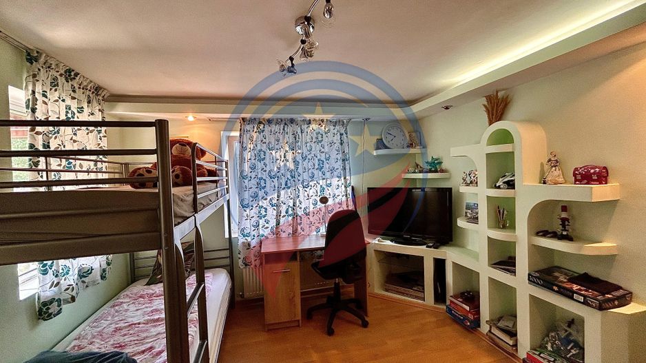 Vila cu 6camere de vanzare in Carcea/Dolj - Poză 28