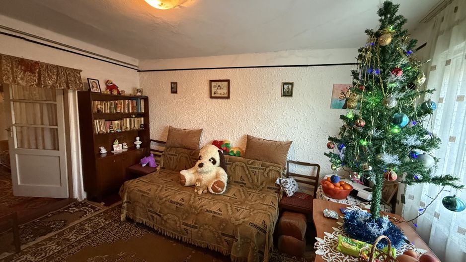 Casa 5 camere, foișor , garaj și teren 800mp cu toate utilitățile! - Poză 8